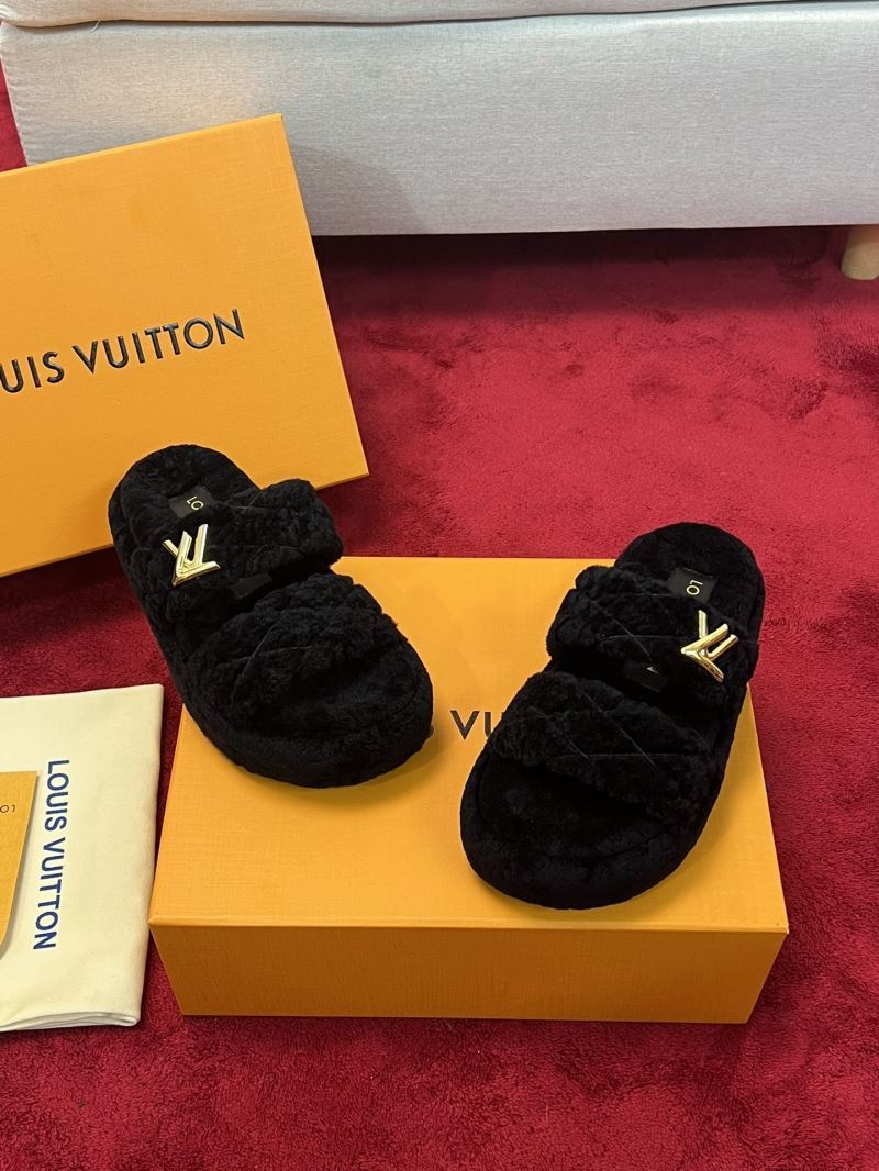 Louis Vuitton Slippers